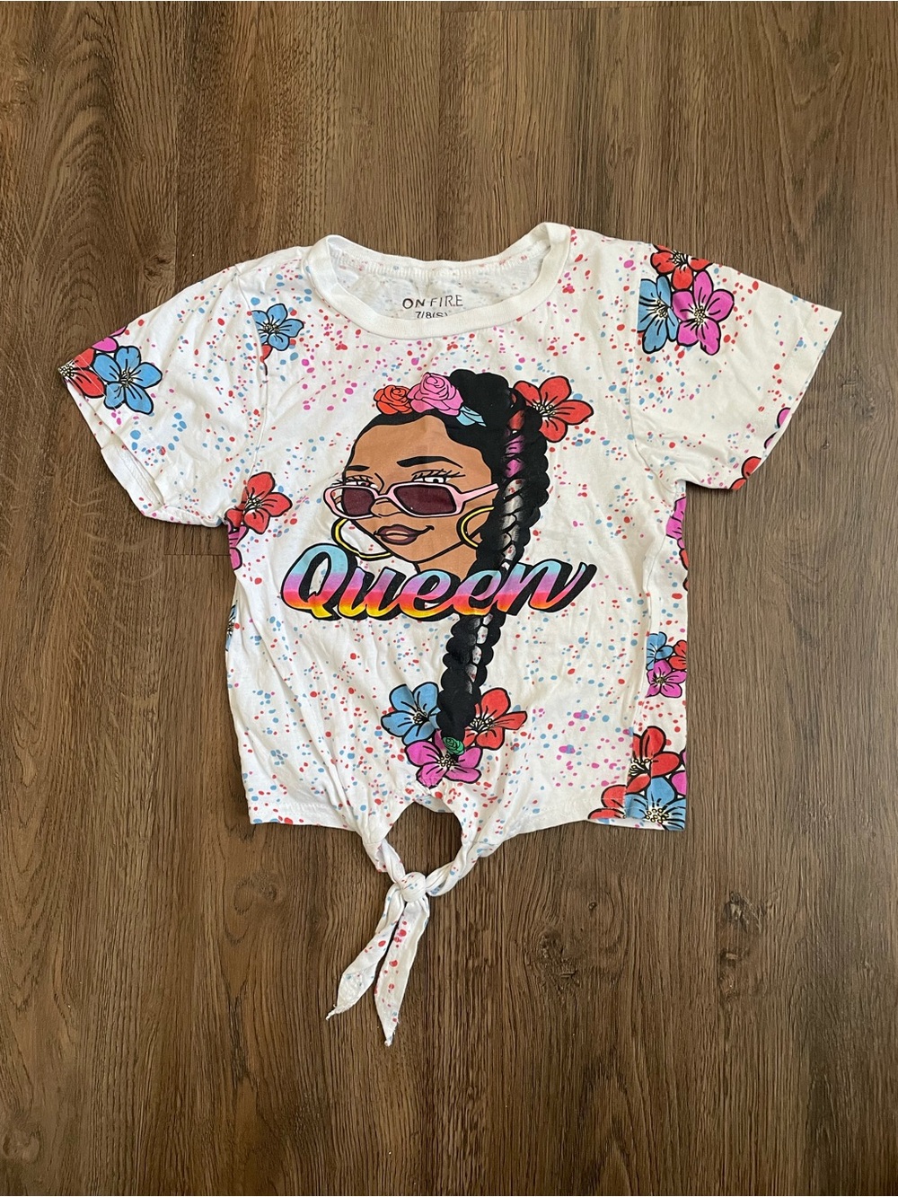On Fire Girls' White Knot-Front Shirt Sleeve Graphic Tee Size S 7/8 Cotton